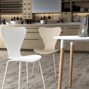 Pack de 4 sillas de polipropileno Berna patas metálicas lacadas